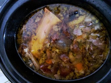 Making Beef bone broth