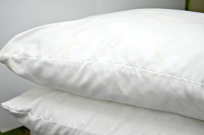 Sparkling white pillow cases