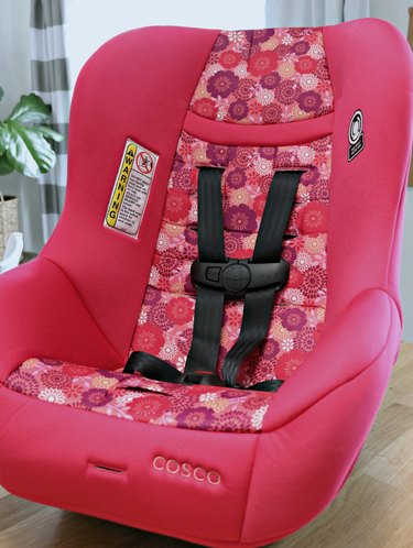 easy ways to clean a car seat