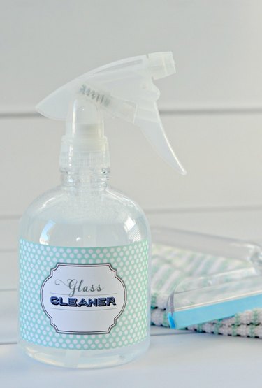 How to Make Homemade Streak-Free Window Cleaner