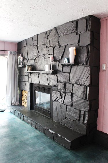 How to Update a Rock Fireplace By Using Paint