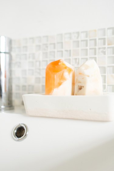 Two Tone Concrete Soap Dish