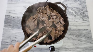 Cooking sliced steak