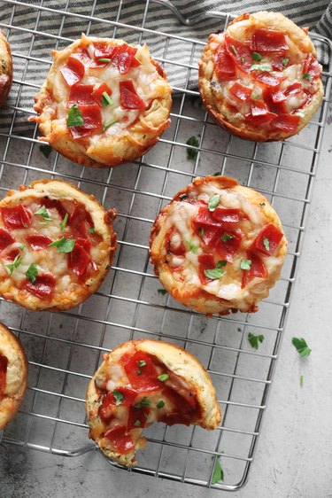 Mini deep dish pizza muffins