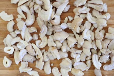 Chop cashews